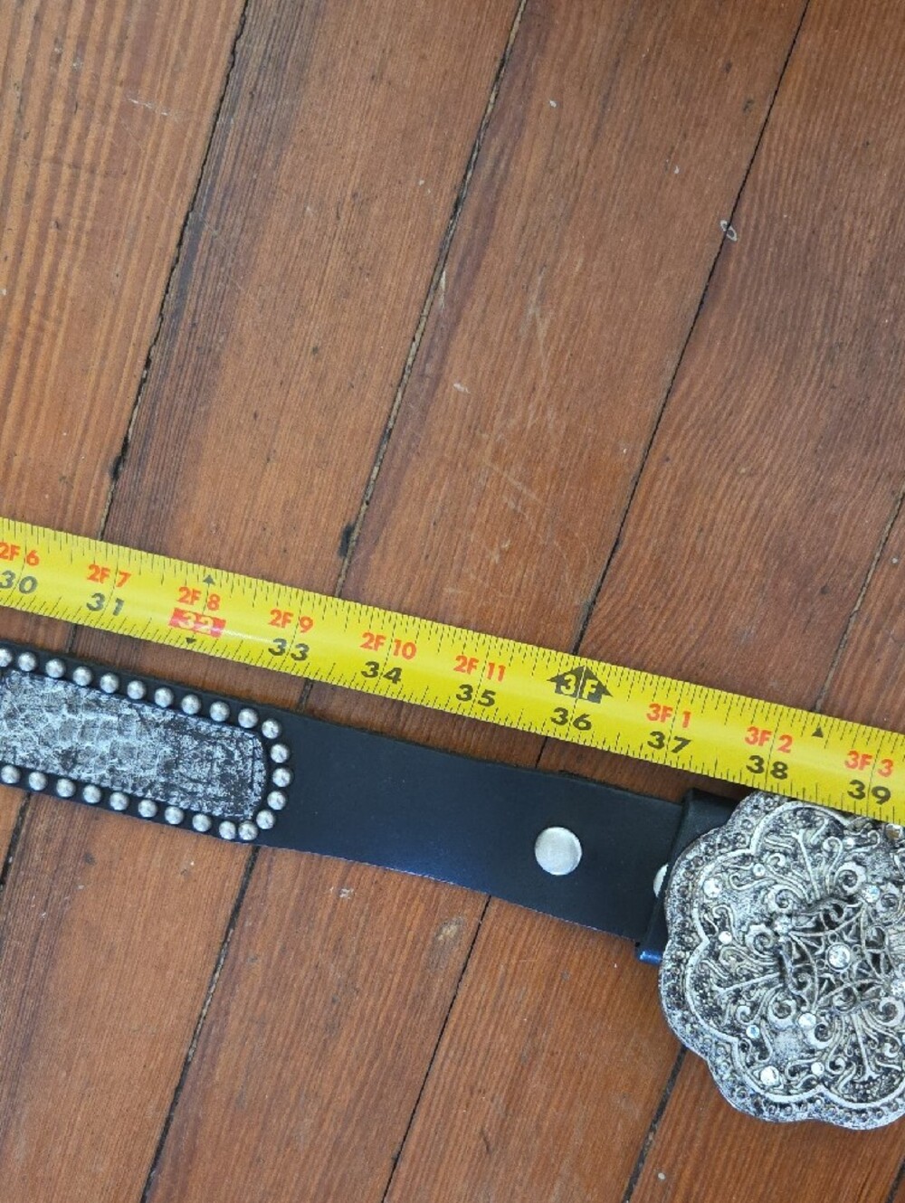 Leather Rock Vintage Leather Belt With  Silver Floral Buckle - Picture 7 of 7